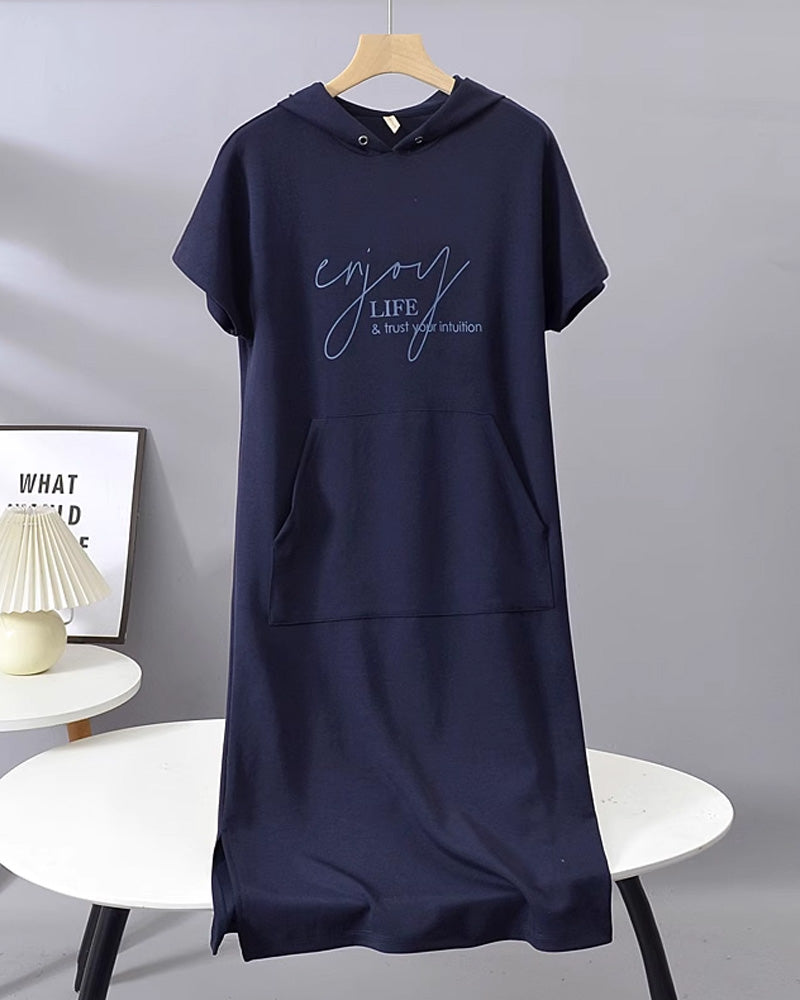 Saskia | Vestido suelto con capucha