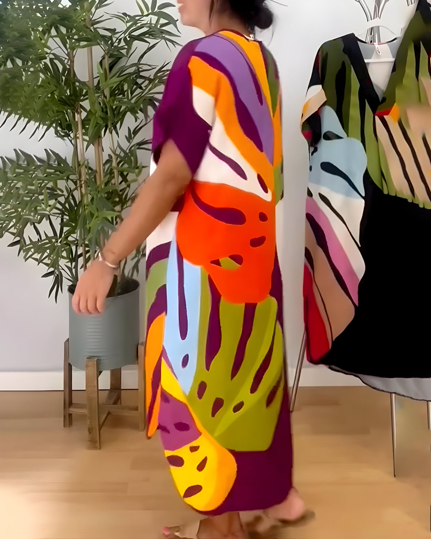 Weronika | Vestido casual con estampado colorido de hojas