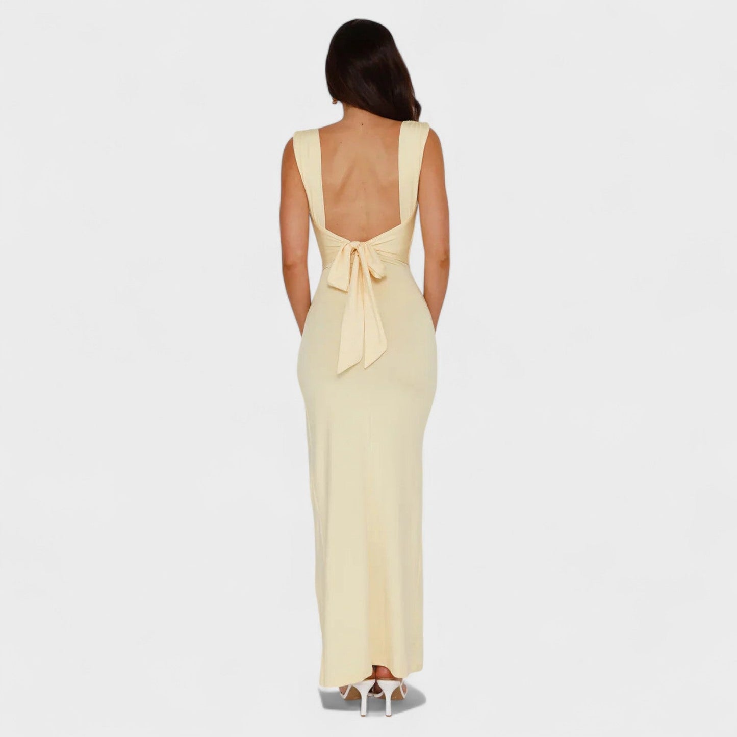 Sarella – Vestido Largo con Espalda Abierta y Lazo