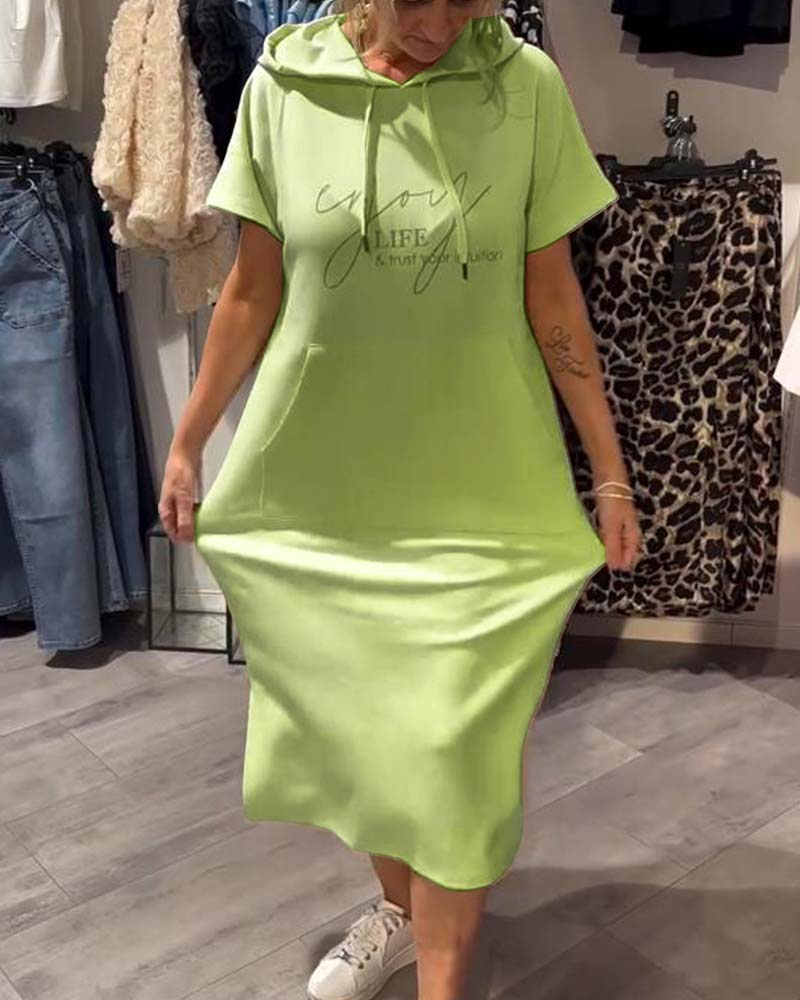 Saskia | Vestido suelto con capucha