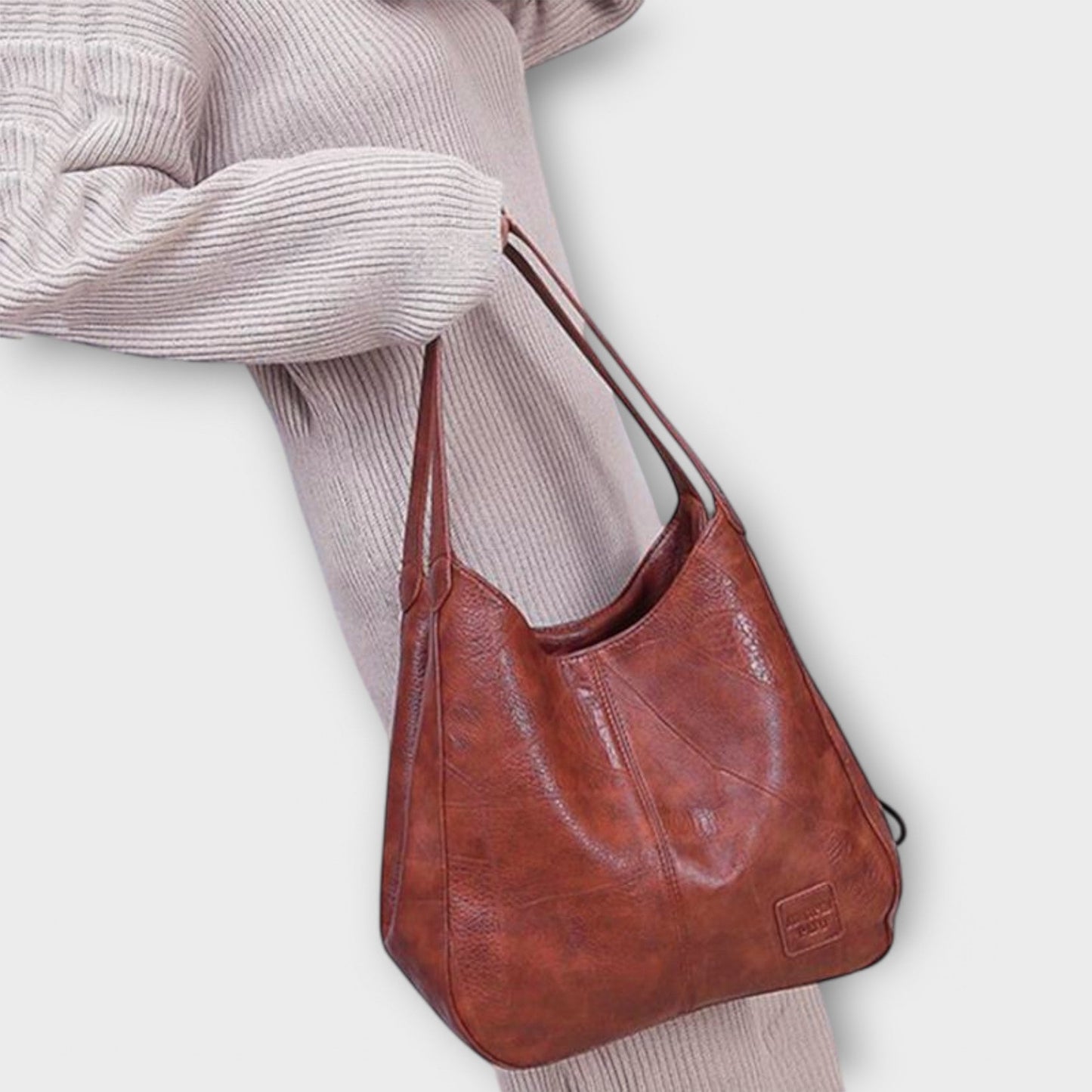 Rita. – Bolso de cuero vintage