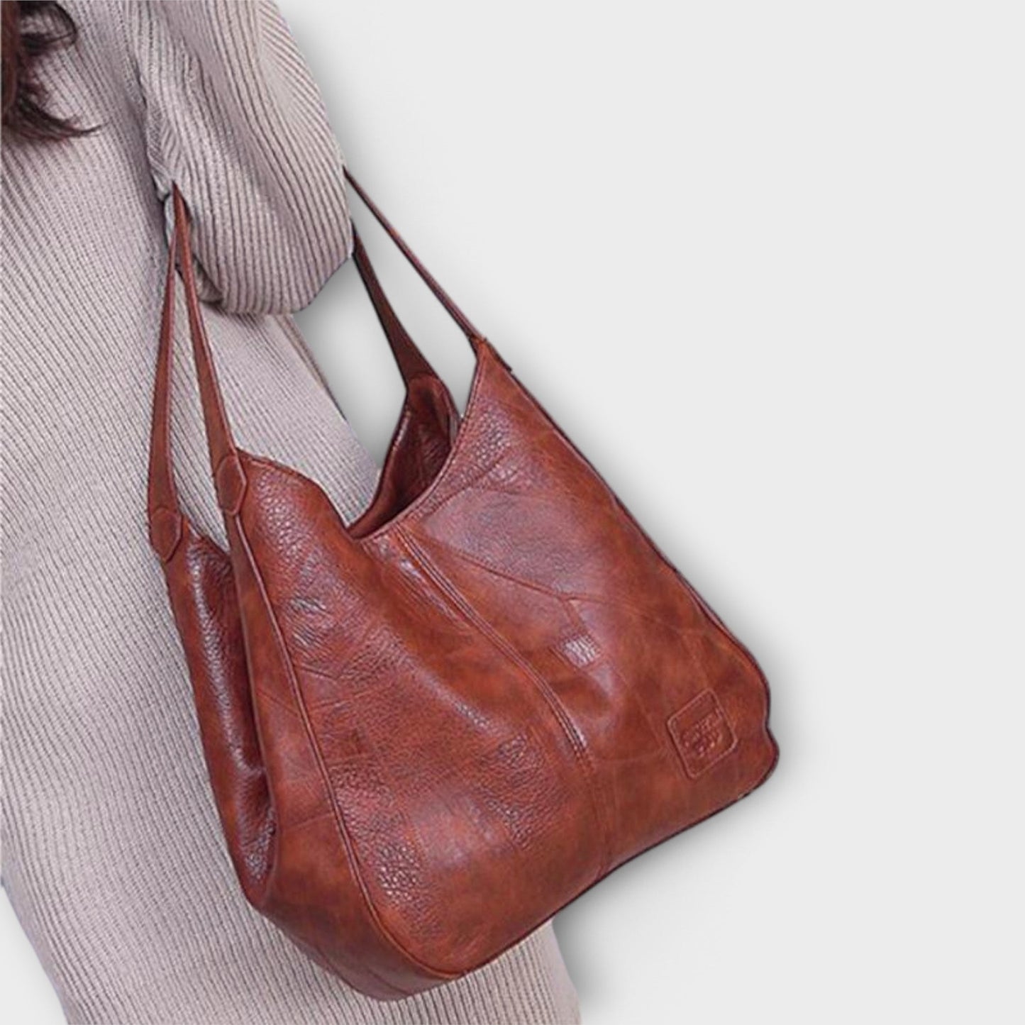 Rita. – Bolso de cuero vintage