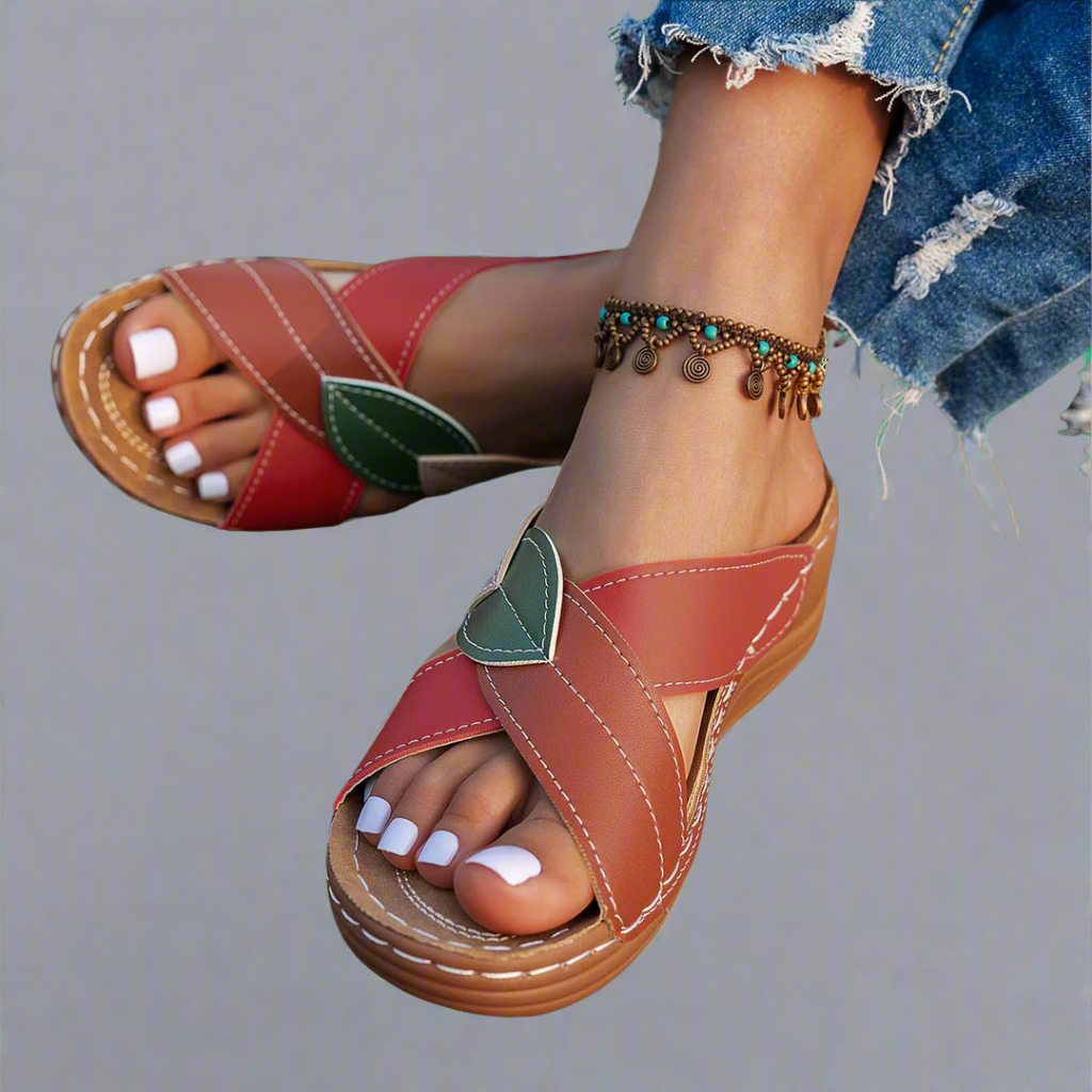 Nina | Sandalias de cuña hechas a mano de material premium
