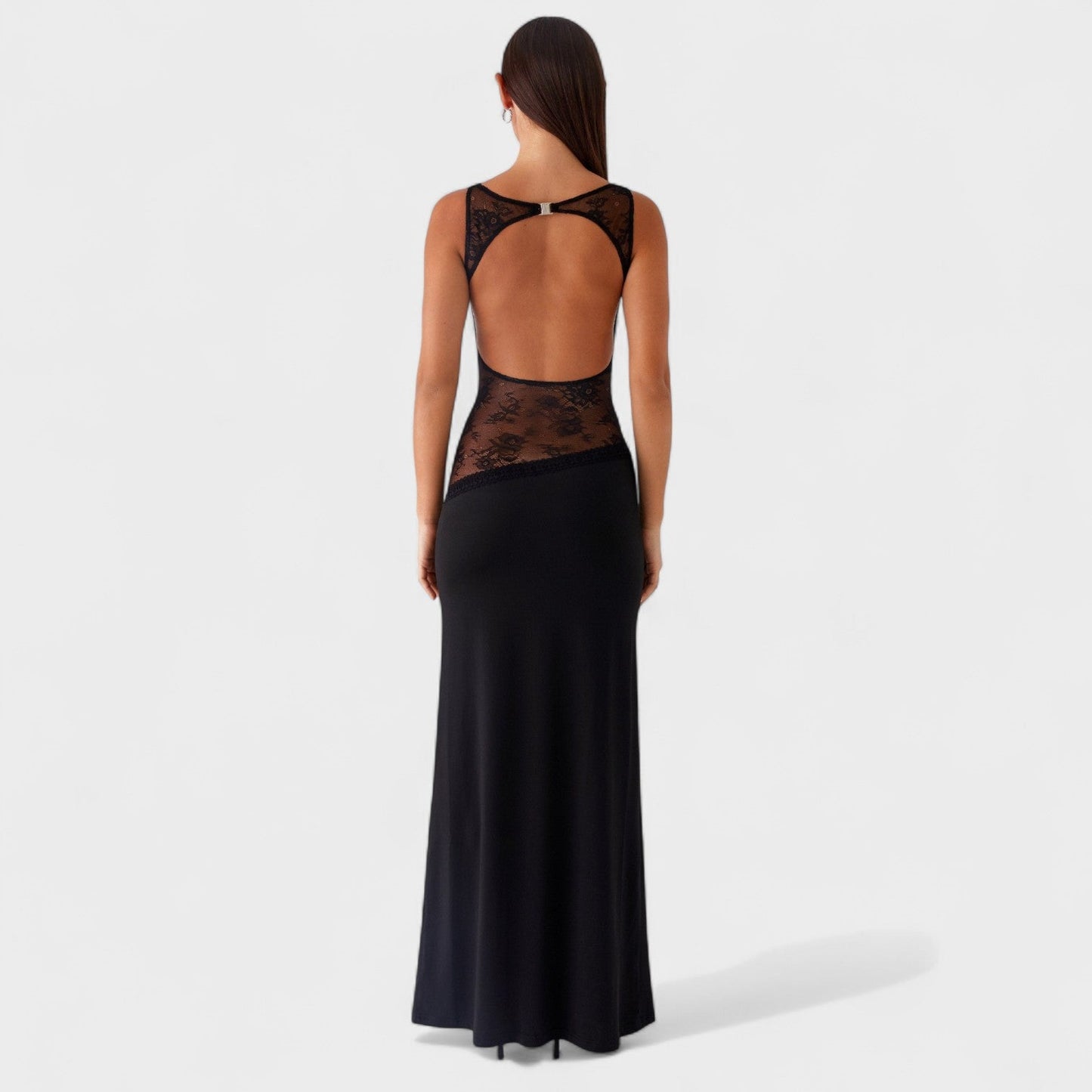 Lucinda – Vestido Largo con Encaje Negro