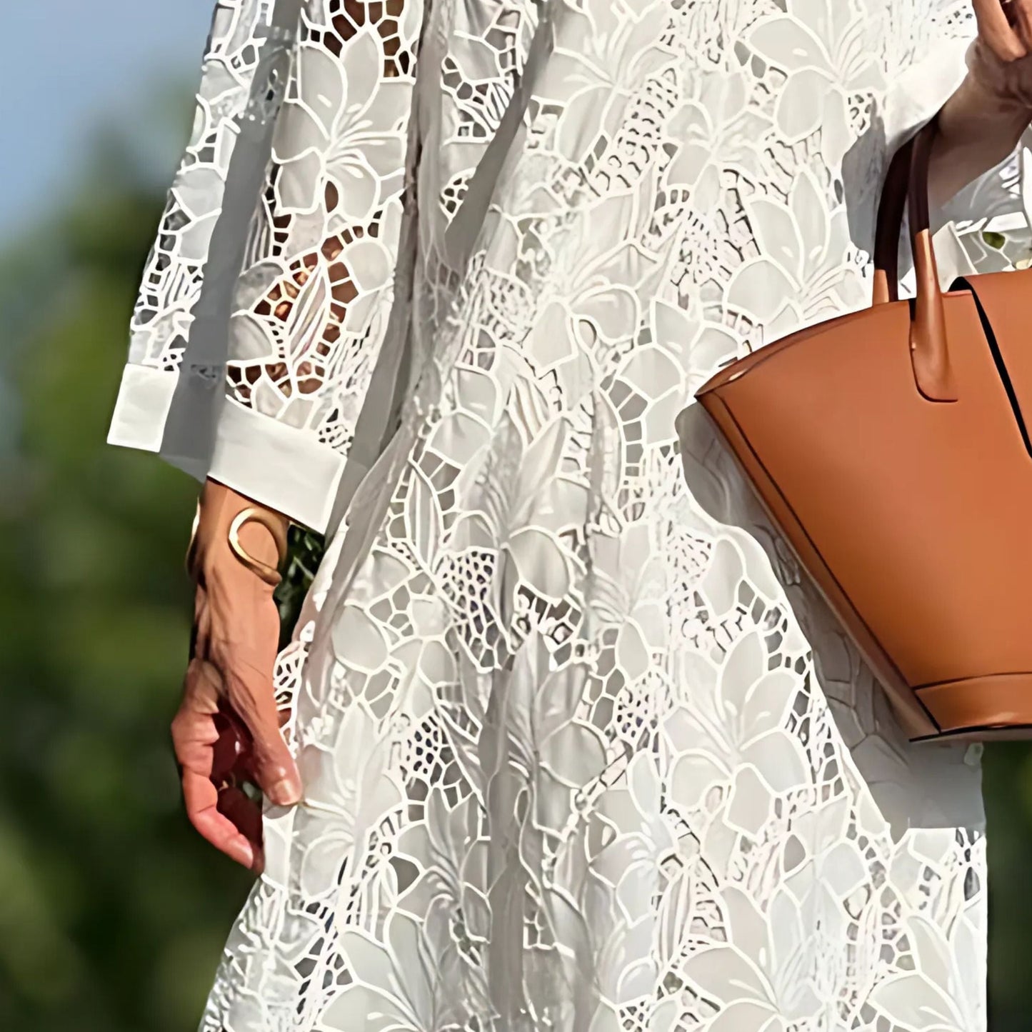 Klara | Vestido de encaje bordado para mujer