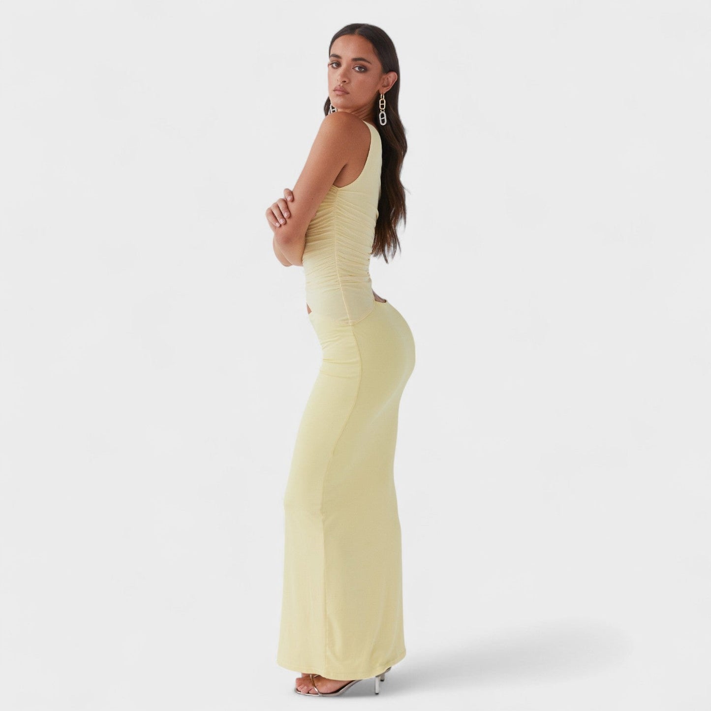 Seranella – Vestido Maxi Assimétrico com Recorte
