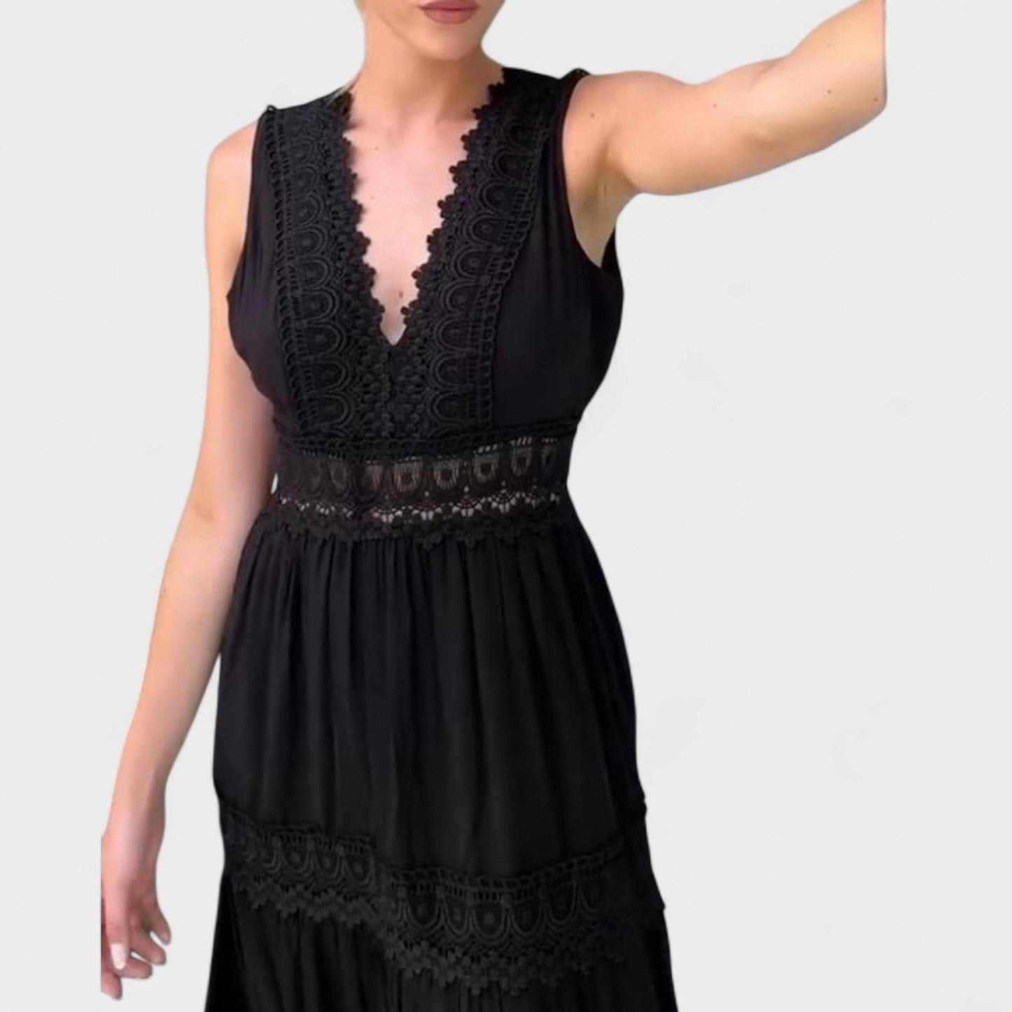 Noémie – El vestido bordado que revela tu lado más romántico