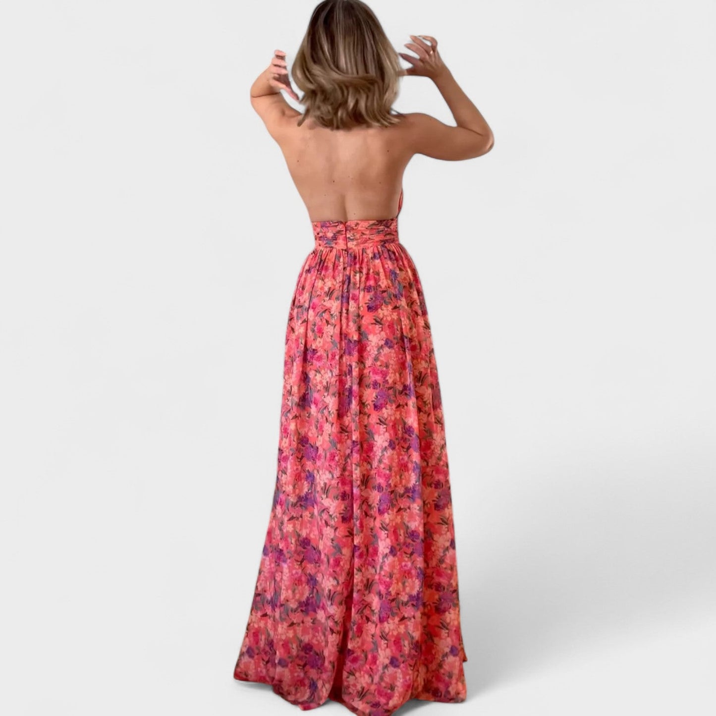 Floraria – Vestido Largo Halter con Espalda Abierta