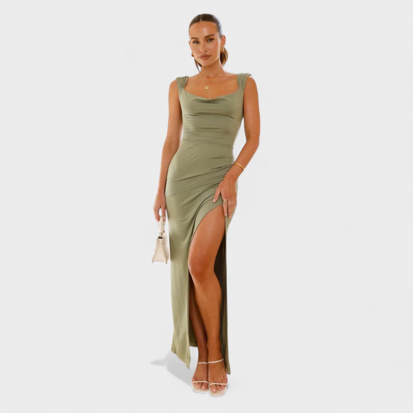 Bianca Esencial – El vestido que abraza tu silueta