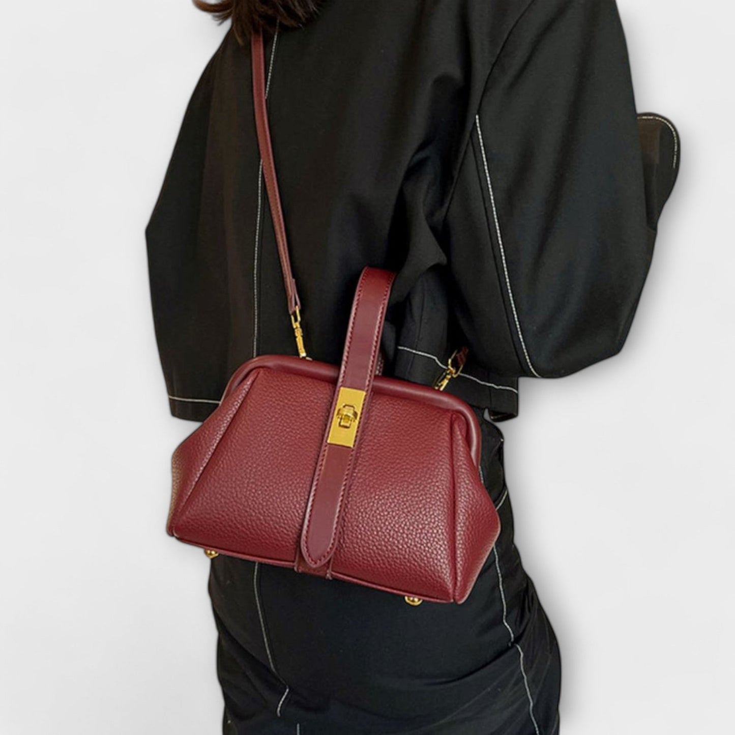 Rita. – Bolso retro