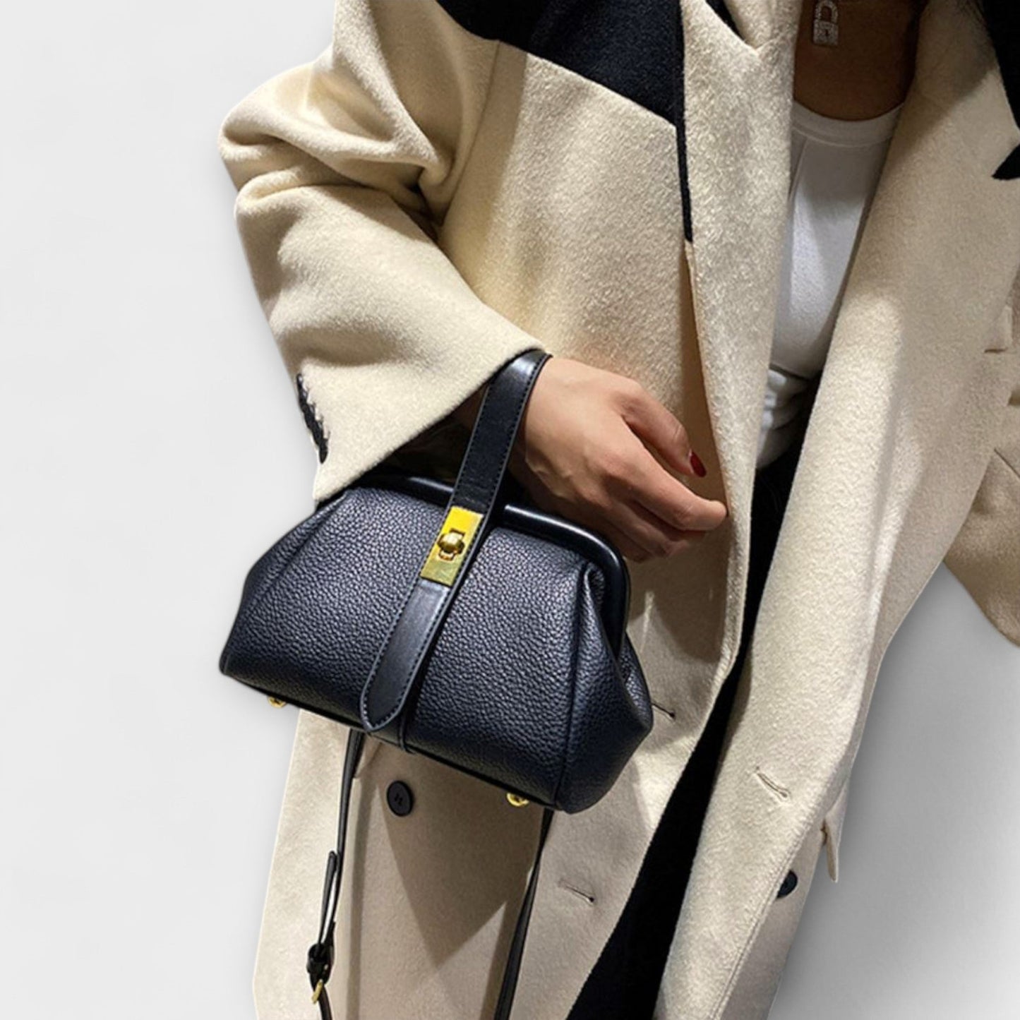 Rita. – Bolso retro