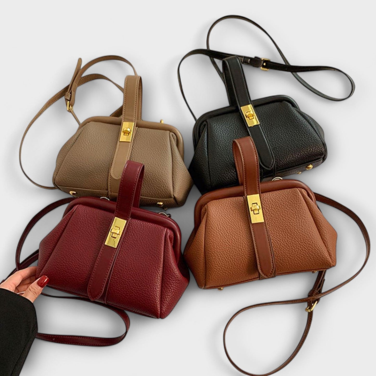 Rita. – Bolso retro