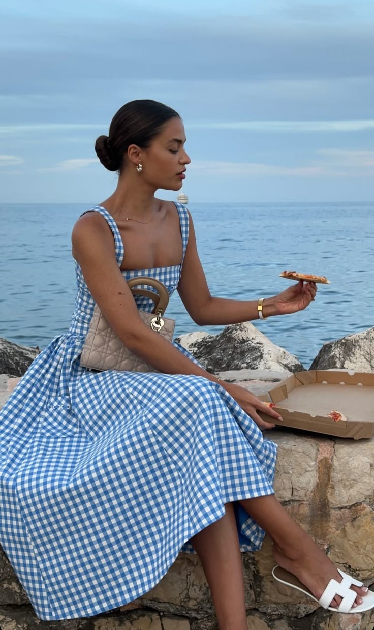 Ariana | Vestido Midi Sin Mangas
