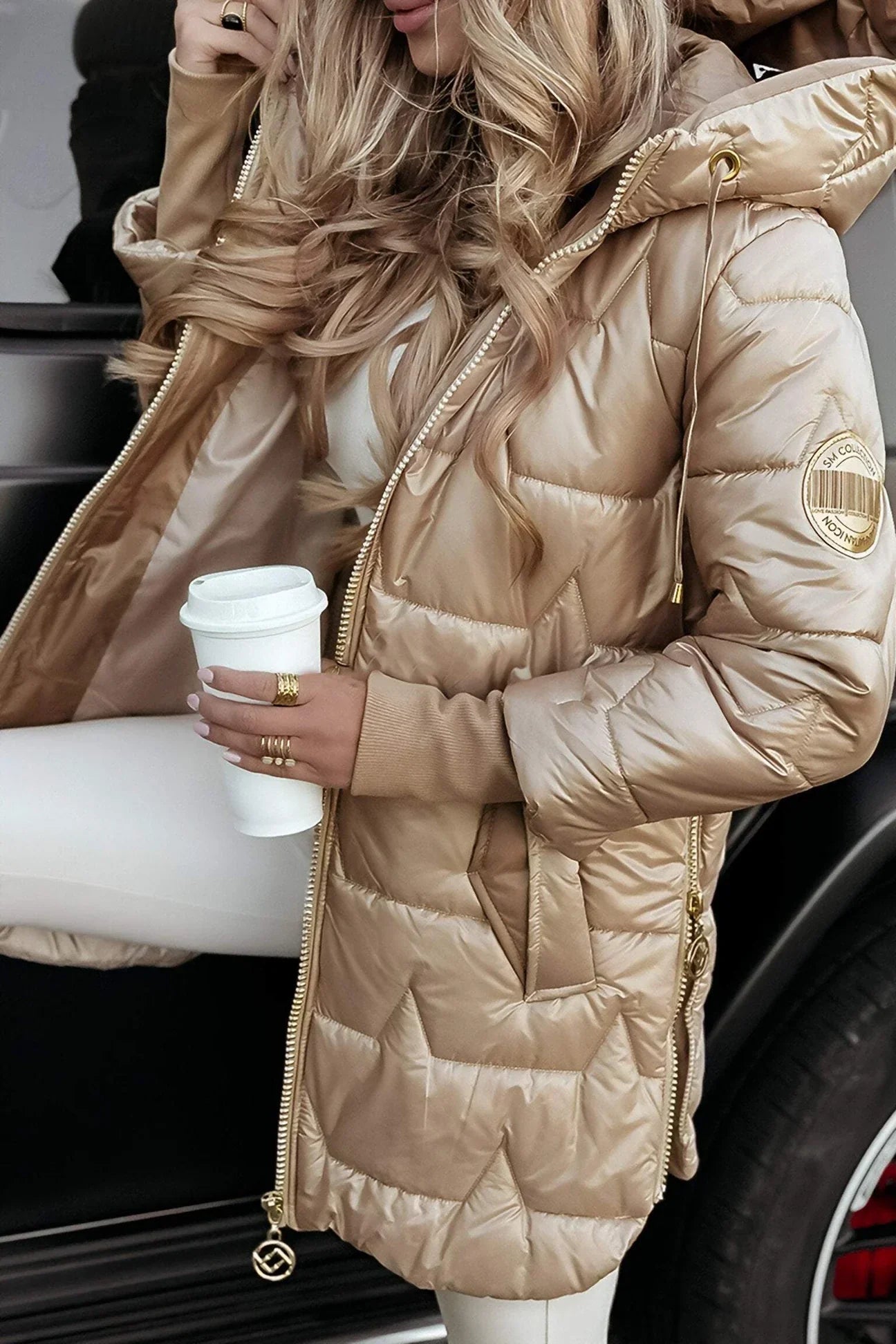 Nolwen - Abrigo de Invierno Elegante con Capucha y Acolchado