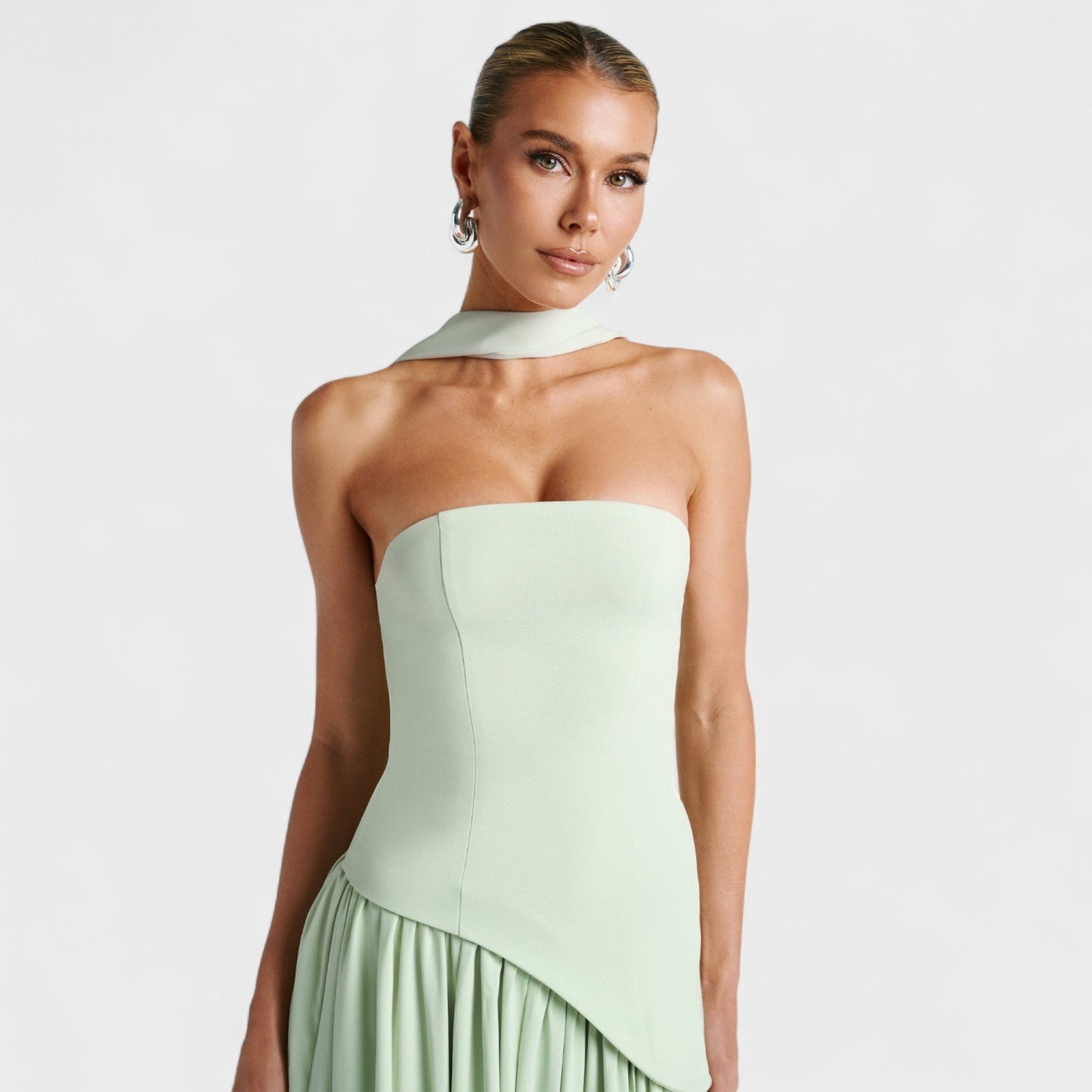 Vestido Maliyah - Corte Asimétrico Menta