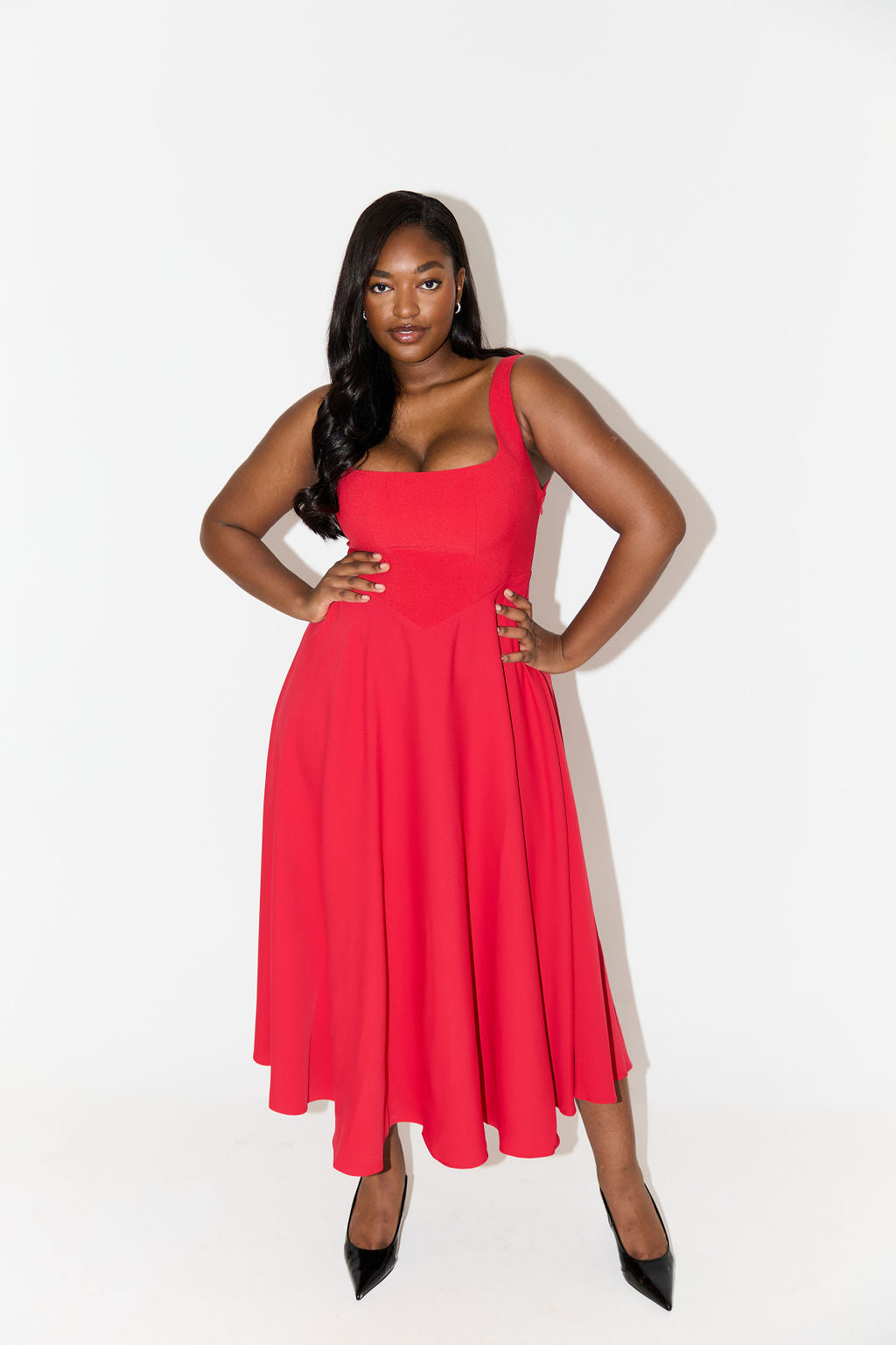 Amelia™ | Vestido Midi Fluido Atemporal