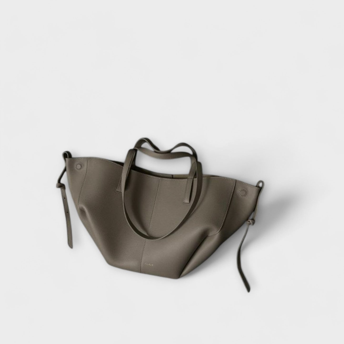 Rita. – Vintage Tote Bag