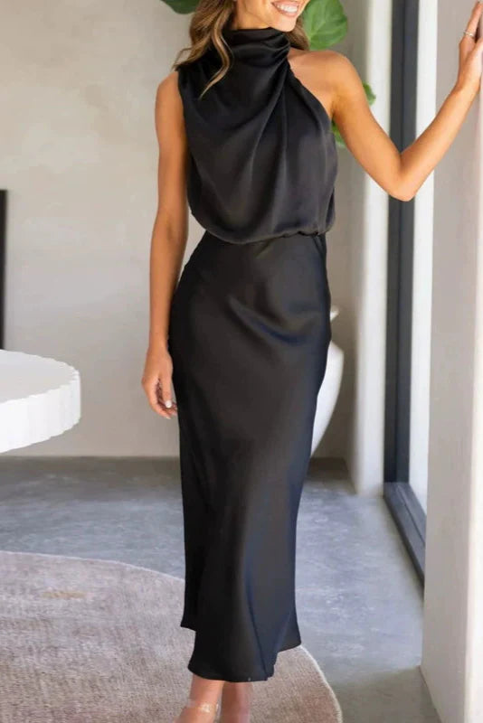 Benthe - Vestido Largo de Satén con Cuello Halter