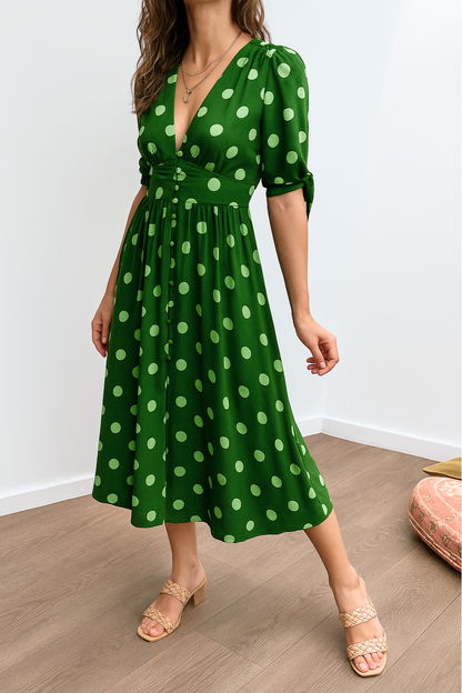 Brigitte™ | Elegante vestido de lunares con escote en V