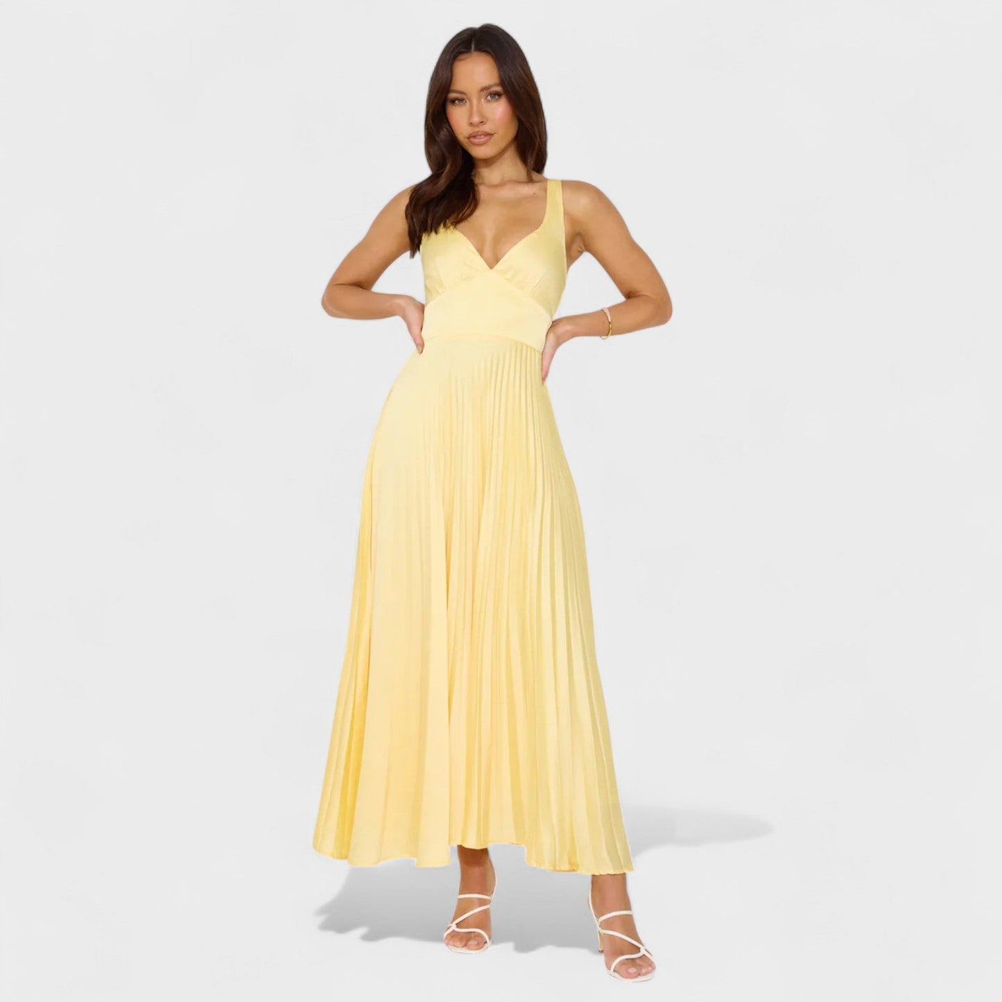 Solène – Vestido Plisado Midi Amarelo