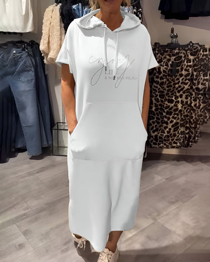 Saskia | Vestido suelto con capucha