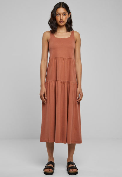 Vestido midi informal de verano con tirantes y diseño clásico