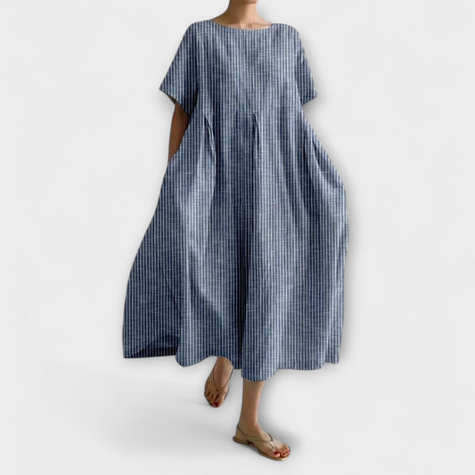 Vestido Catalina – Corte fluido con estampado clásico