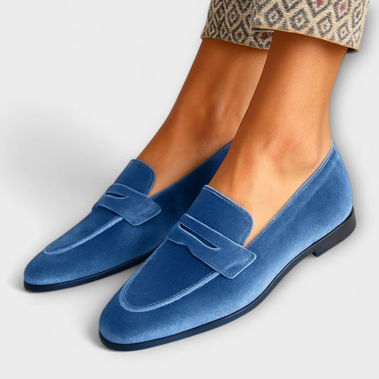 Zapatillas Louise en Velluto con Estilo Atemporal
