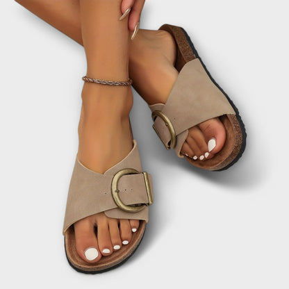 Margie – Sandalias tipo pantufla de corcho para mujer con diseño de hebilla