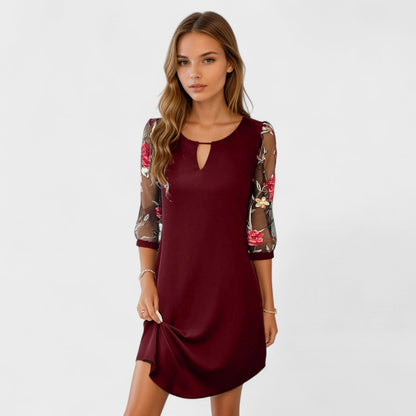 Renata – Vestido Elegante con Mangas Bordadas