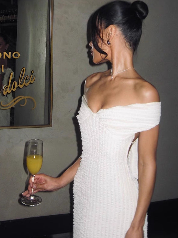 Althea | Elegante Vestido Maxi Sin Espalda