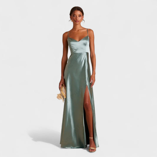 Lucía Satinada – Vestido Largo con Abertura