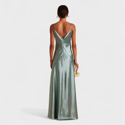 Lucía Satinada – Vestido Largo con Abertura