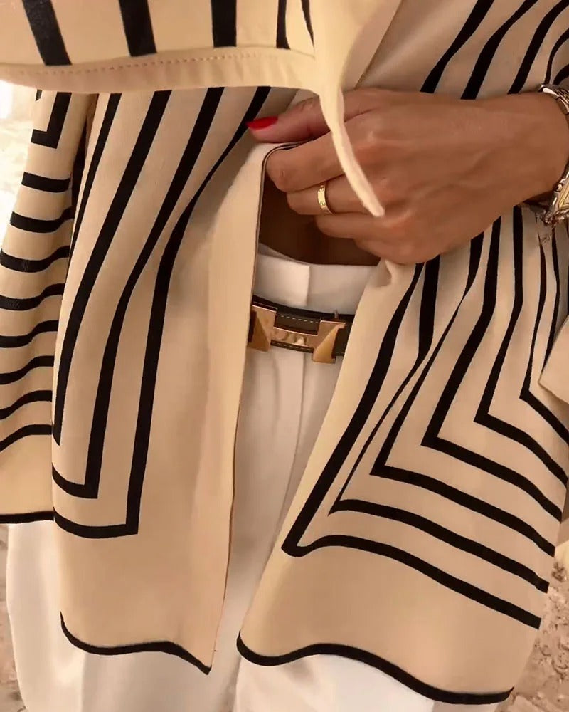 Camisa casual de rayas con aberturas