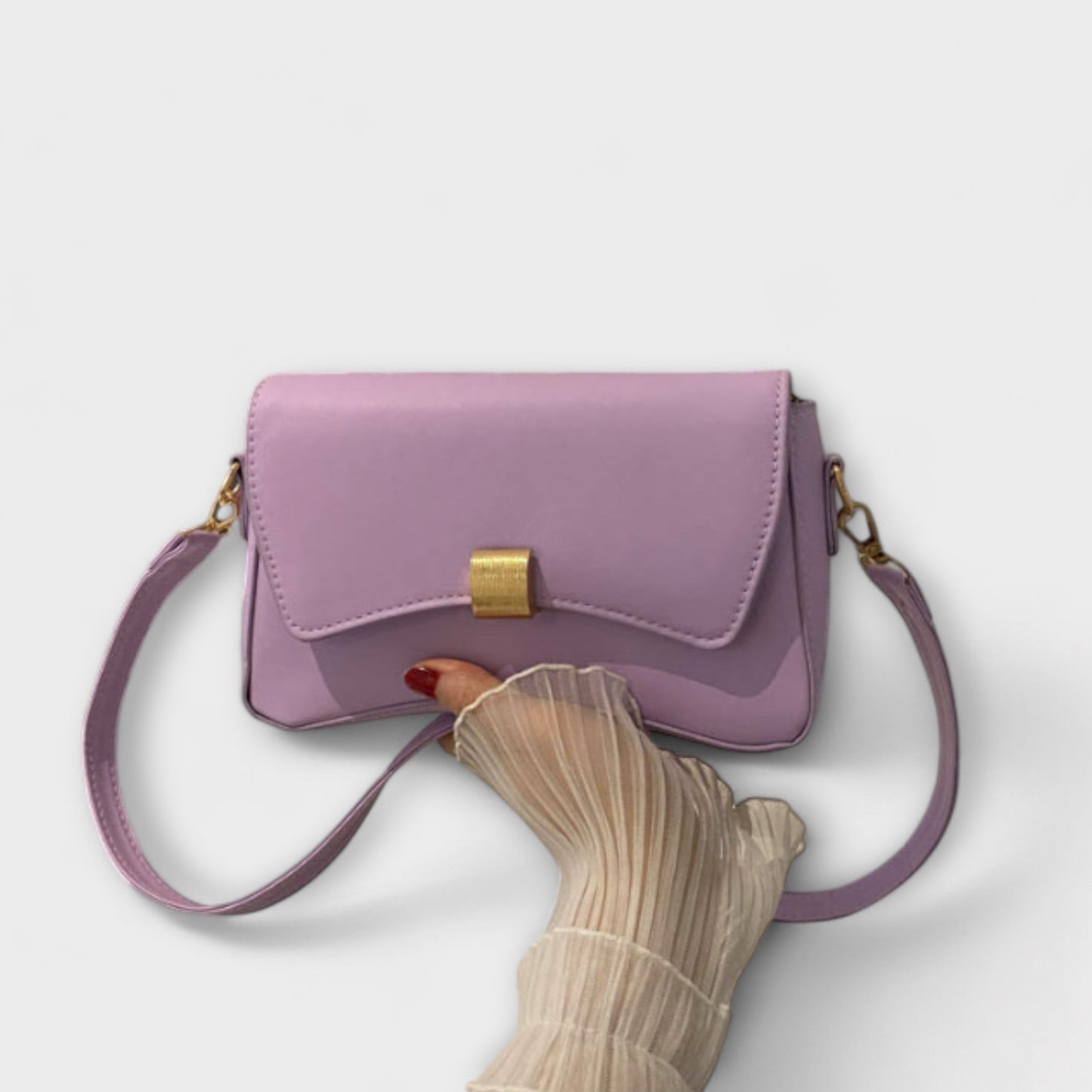Rita. – Bolso vintage con solapa