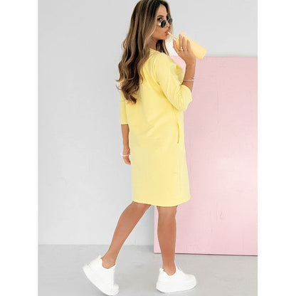 Liwia | Vestido midi clásico con escote redondo y bolsillos